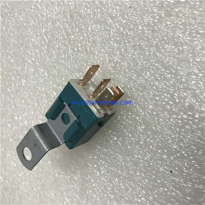 156700-1840 Isuzu Denso Air Conditioning Relay für Baumaschinen